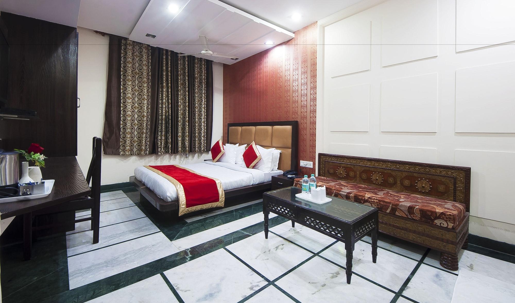 Hotel Apra Inn New Delhi Exterior photo