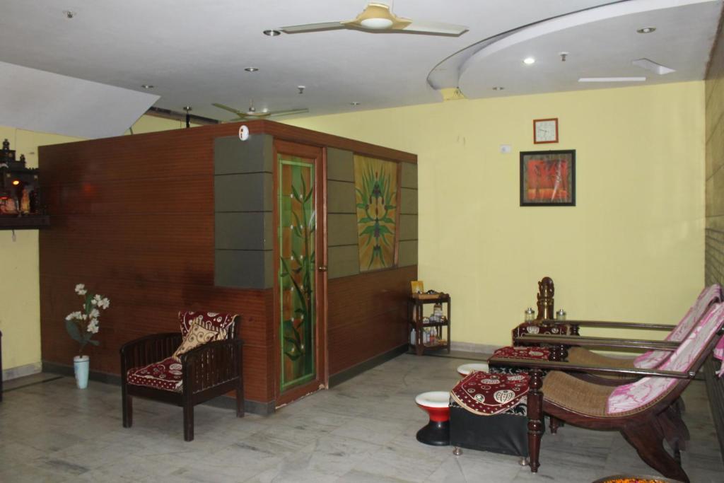 Hotel Apra Inn New Delhi Room photo