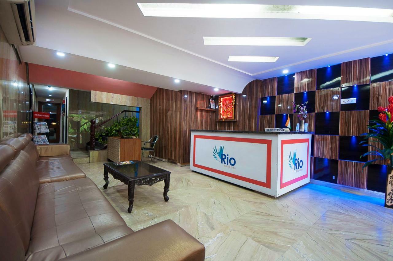 Hotel Apra Inn New Delhi Exterior photo
